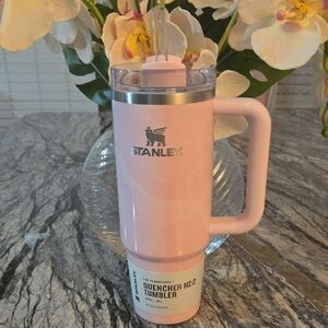 Stanley Pink Quencher H2.0 Tumbler with Handle